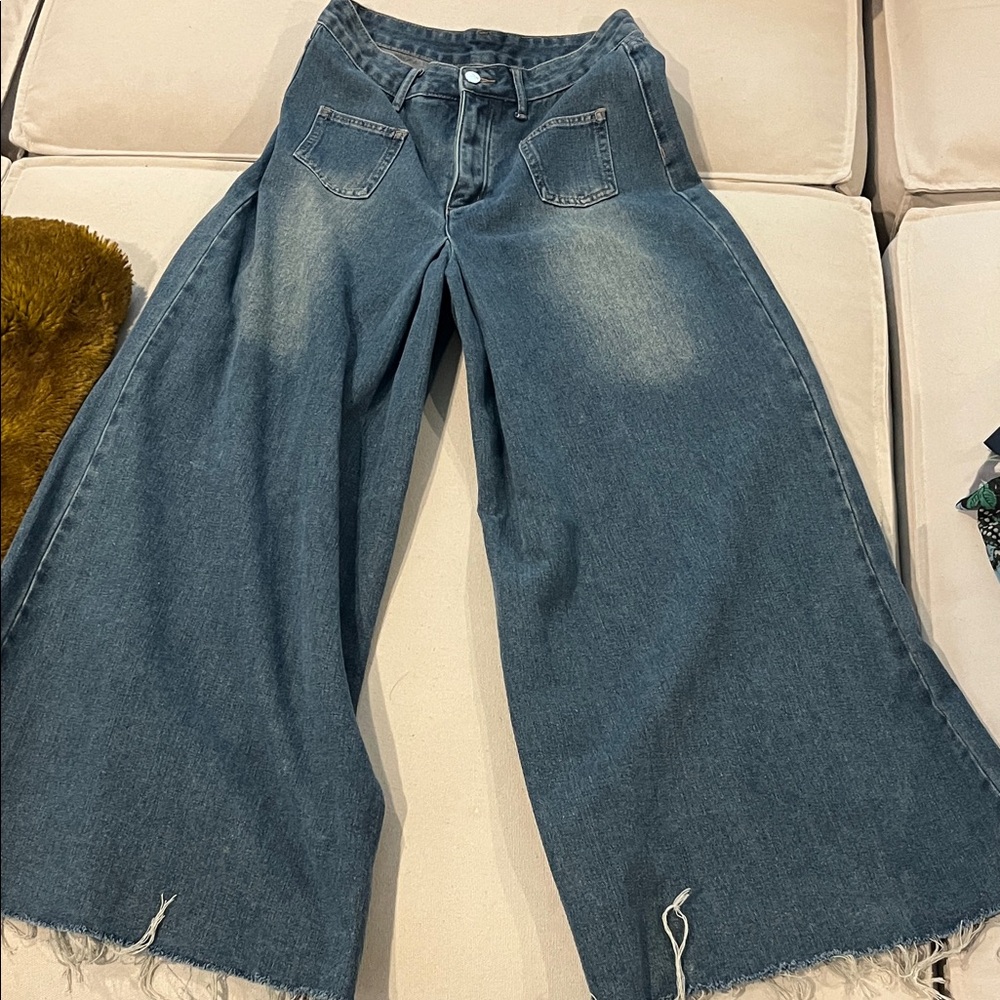 Commense Wide-Leg Blue Jeans